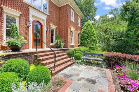 5411 Mirabell Road Charlotte NC 28226