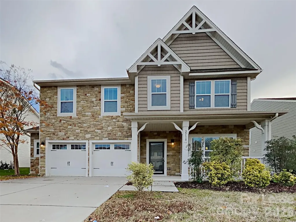 2718 Impatien Drive Charlotte NC 28215