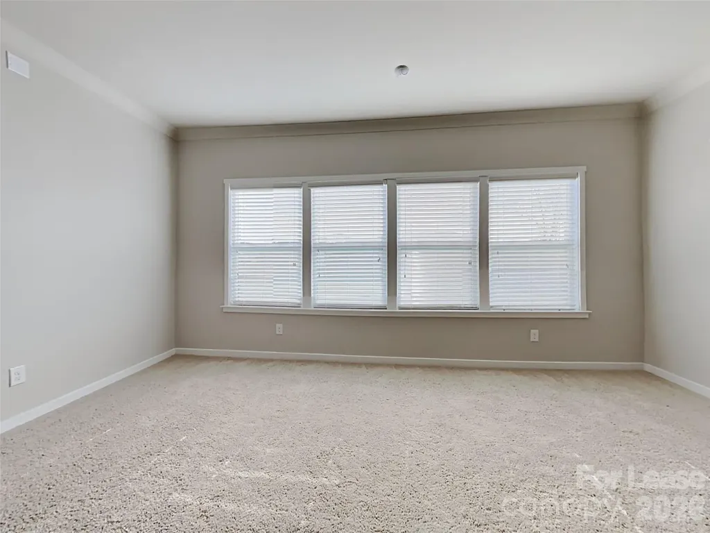 2718 Impatien Drive Charlotte NC 28215