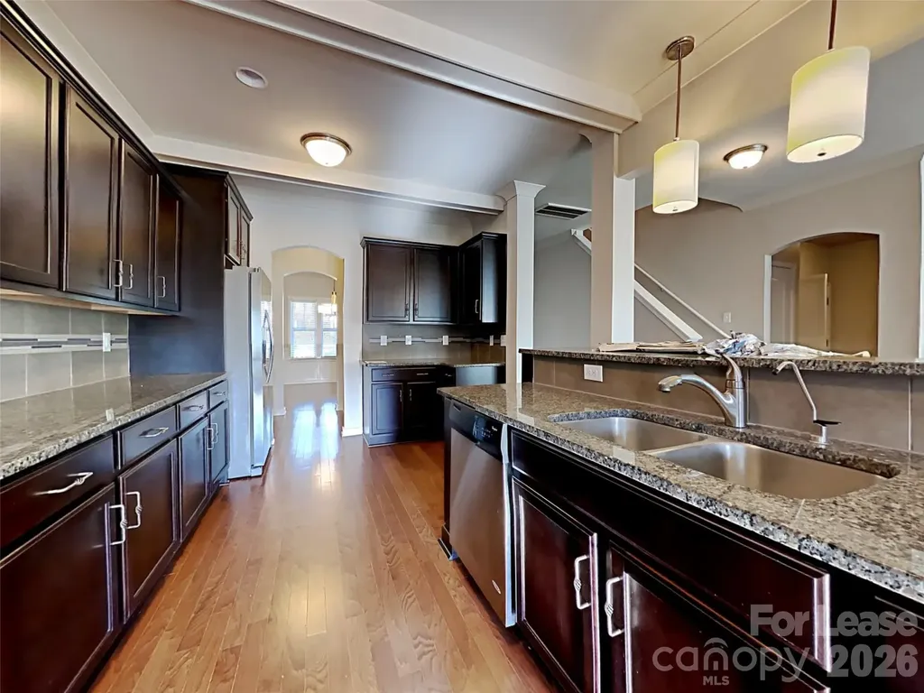 2718 Impatien Drive Charlotte NC 28215