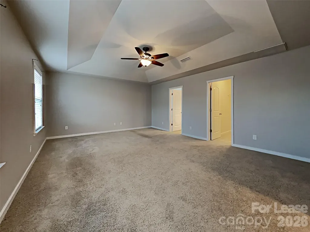 2718 Impatien Drive Charlotte NC 28215