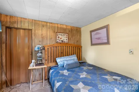 3151 N Bearwallow Road Hendersonville NC 28792