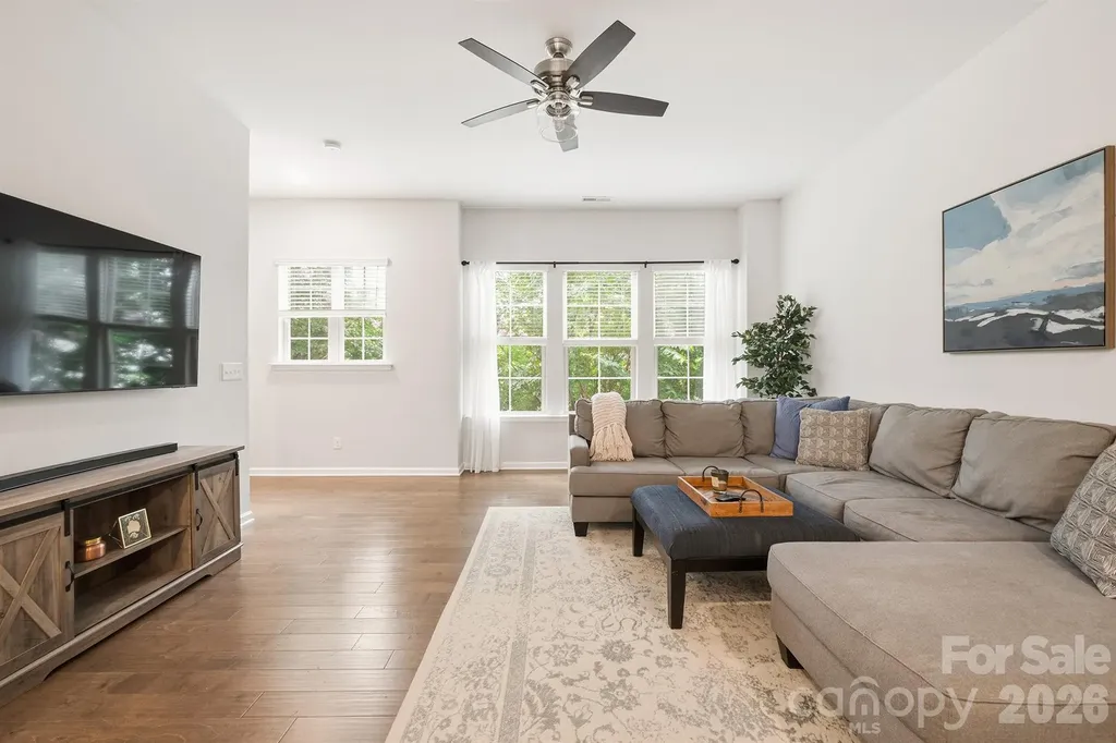 9320 Ainslie Downs Street Charlotte NC 28273