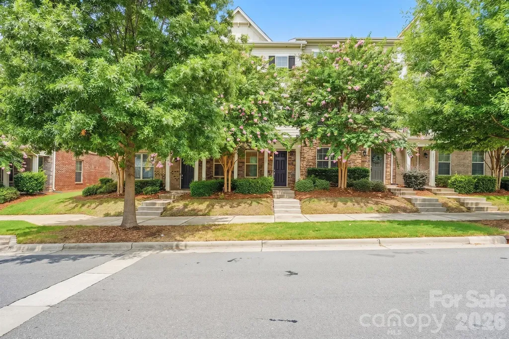 9320 Ainslie Downs Street Charlotte NC 28273