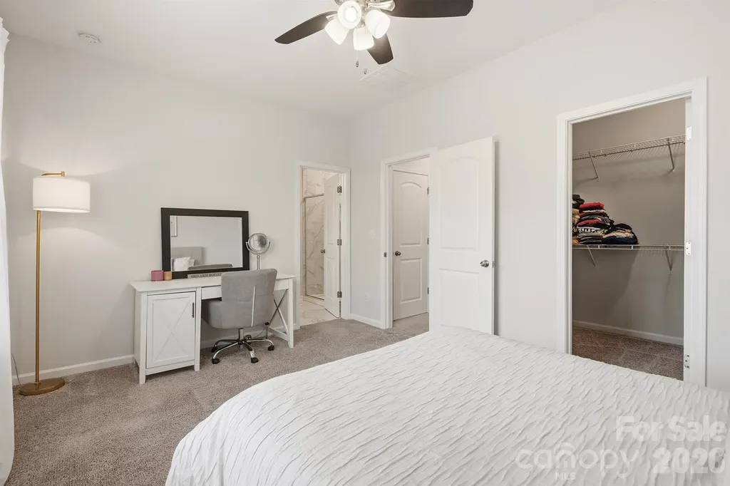 9320 Ainslie Downs Street Charlotte NC 28273