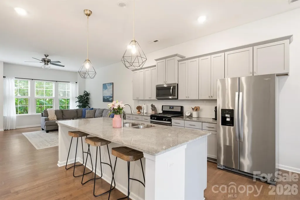9320 Ainslie Downs Street Charlotte NC 28273