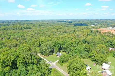 8774 Bame Road Colfax NC 27235