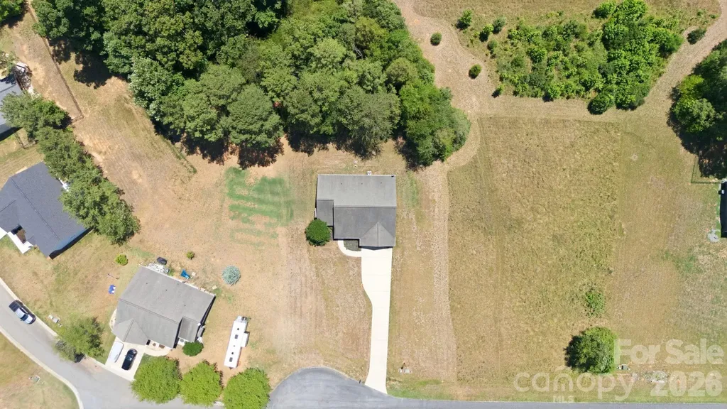 2100 Waterford Pointe Road Lexington NC 27292