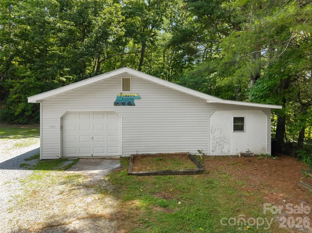 105 Big Bear Drive Pisgah Forest NC 28768