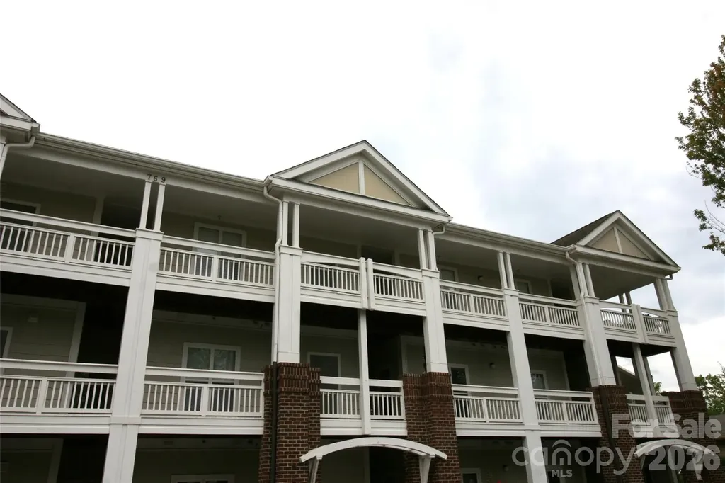 797 Peninsula Drive Davidson NC 28036