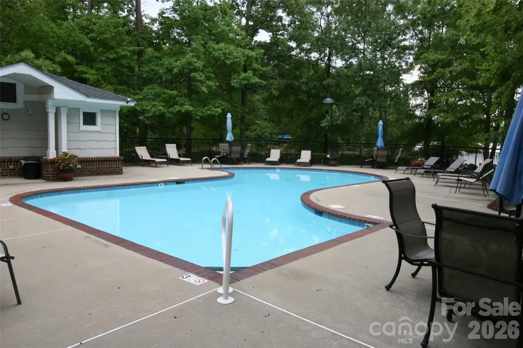 797 Peninsula Drive Davidson NC 28036