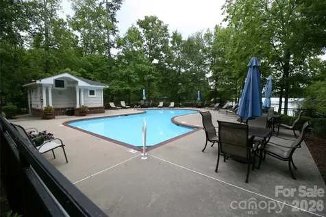797 Peninsula Drive Davidson NC 28036