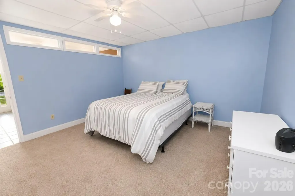 6203 Vandresser Point Hickory NC 28601