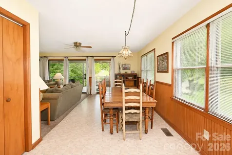 6203 Vandresser Point Hickory NC 28601