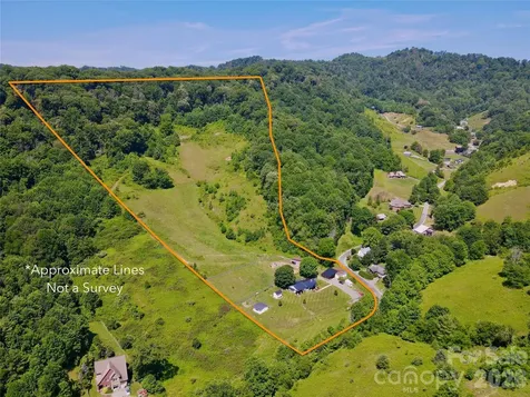 419 Fletcher Branch Road Vilas NC 28692