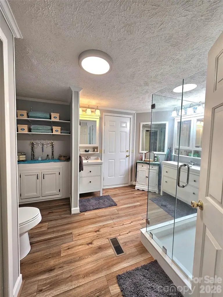 734 Pinehaven Drive New London NC 28127