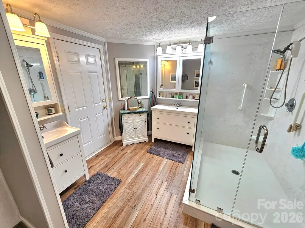 734 Pinehaven Drive New London NC 28127