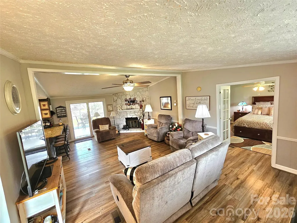 734 Pinehaven Drive New London NC 28127