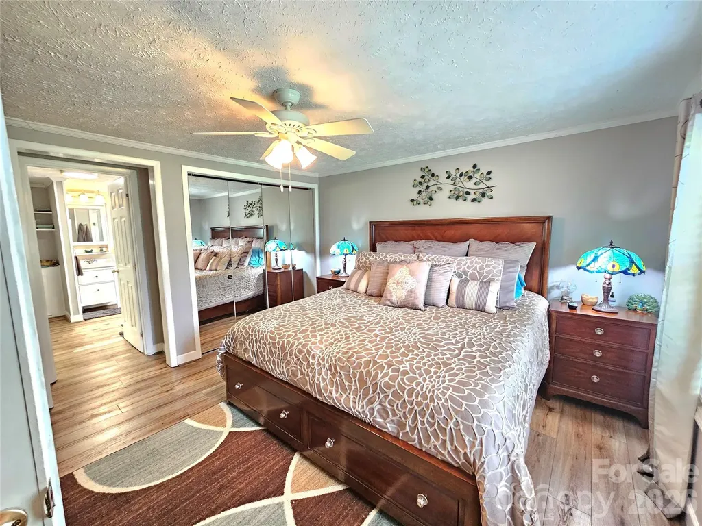 734 Pinehaven Drive New London NC 28127