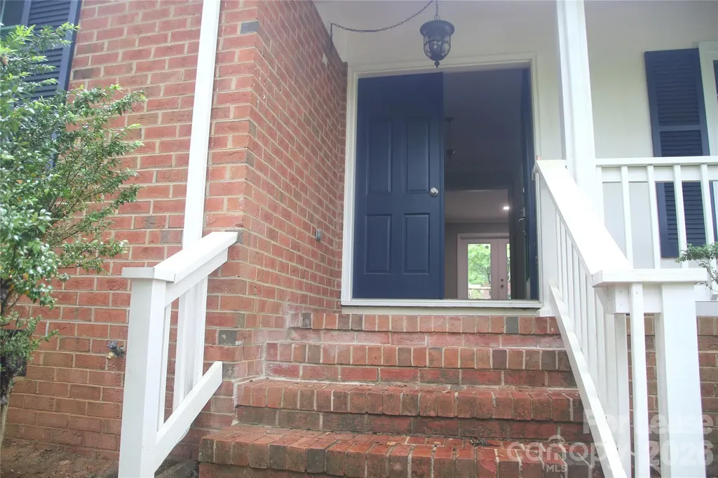 6030 Old Providence Road Charlotte NC 28226