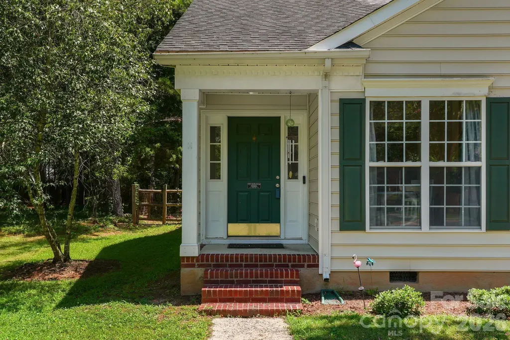 16007 Kirsten Nicole Road Charlotte NC 28278