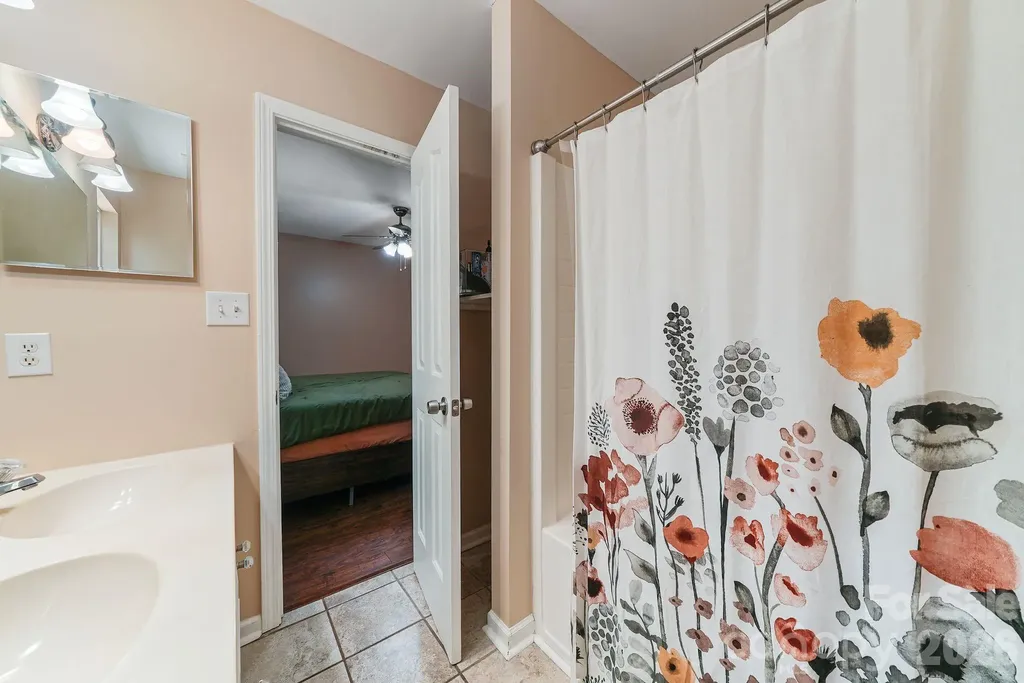 16007 Kirsten Nicole Road Charlotte NC 28278