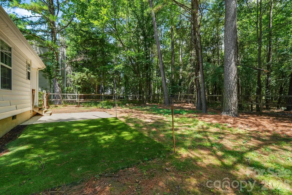 16007 Kirsten Nicole Road Charlotte NC 28278