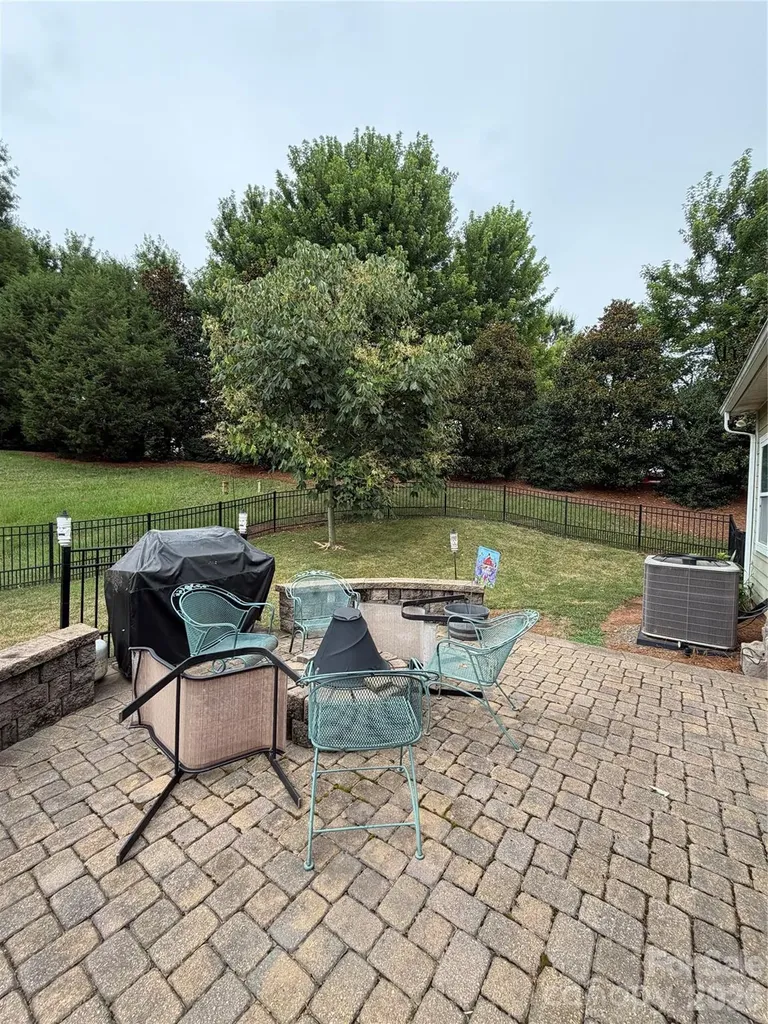 4804 Star Hill Lane Charlotte NC 28214