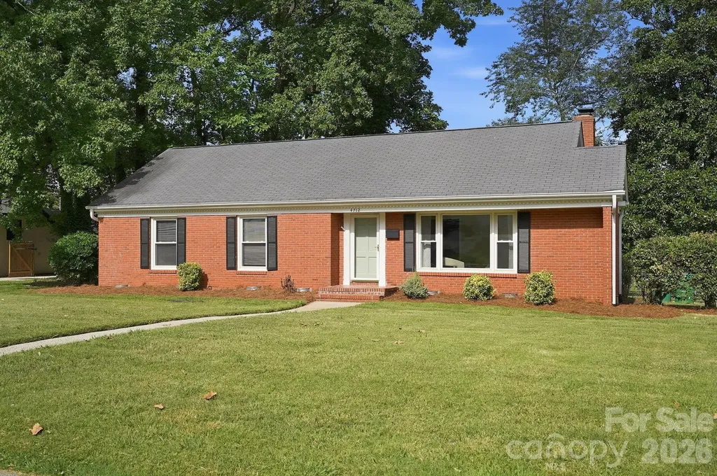 4712 Fairheath Road Charlotte NC 28210