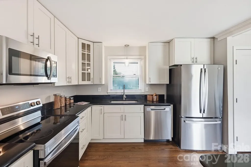 4712 Fairheath Road Charlotte NC 28210