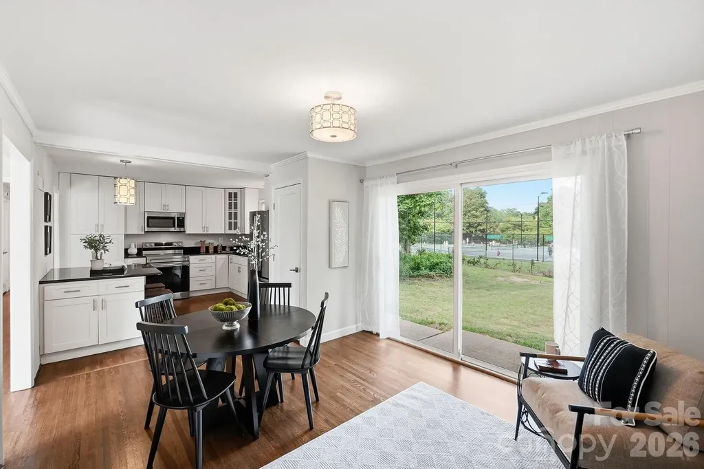 4712 Fairheath Road Charlotte NC 28210
