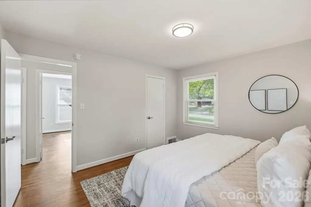 4712 Fairheath Road Charlotte NC 28210