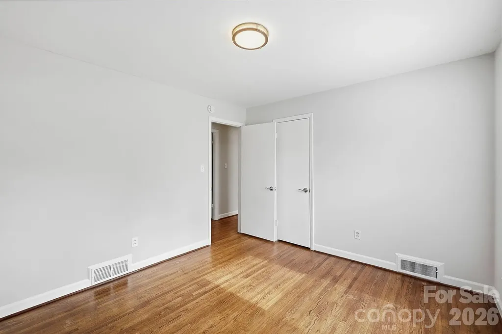 4712 Fairheath Road Charlotte NC 28210