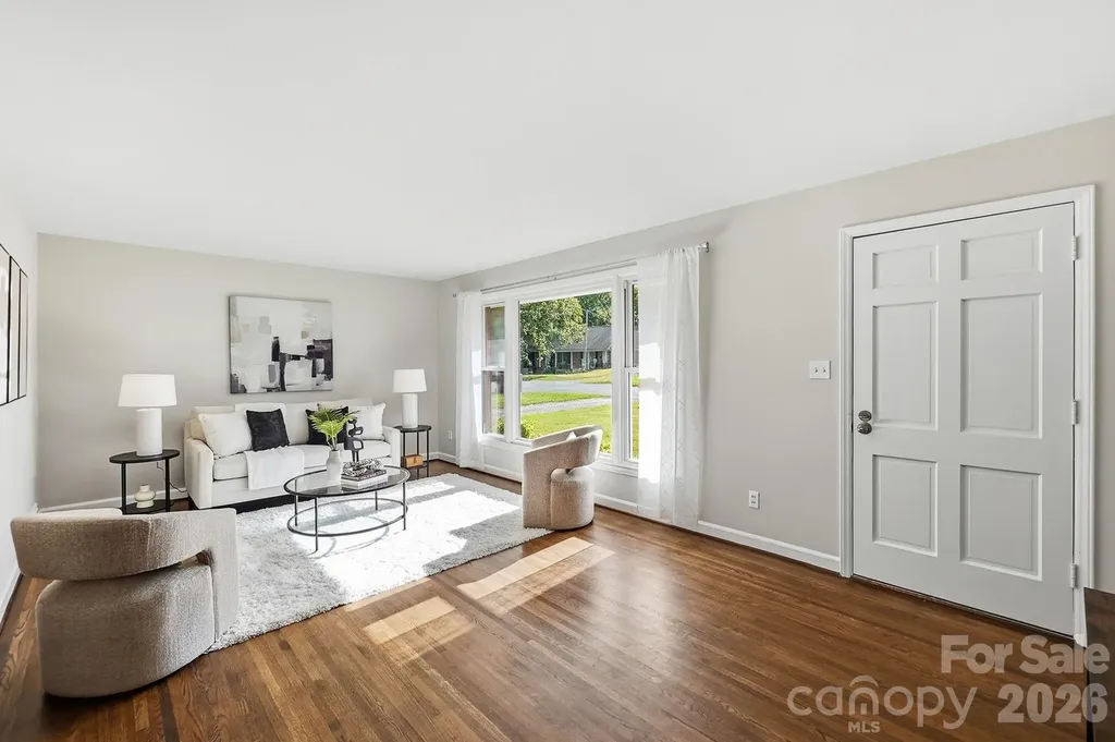 4712 Fairheath Road Charlotte NC 28210