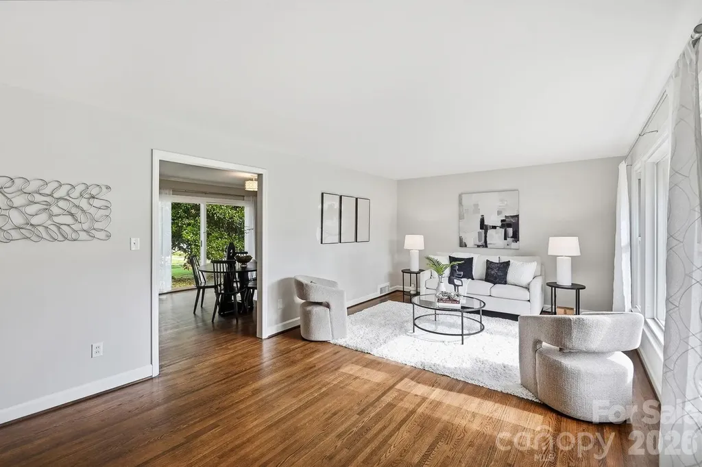 4712 Fairheath Road Charlotte NC 28210