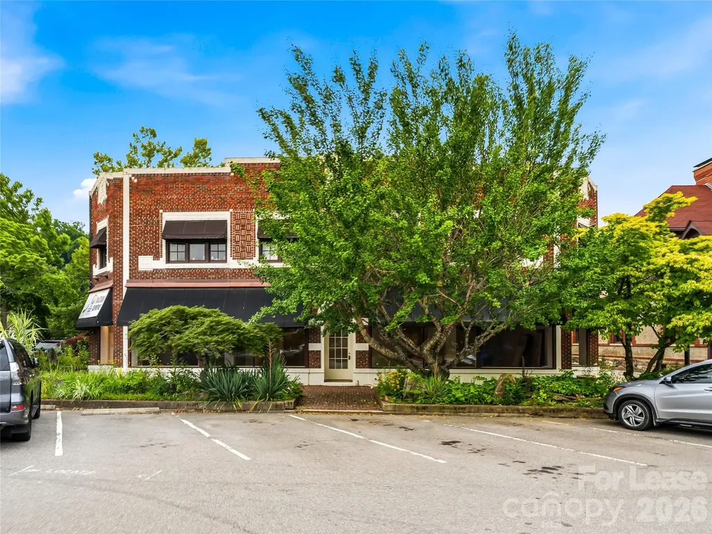 5 Biltmore Plaza Asheville NC 28803