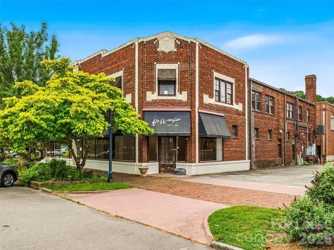 5 Biltmore Plaza Asheville NC 28803