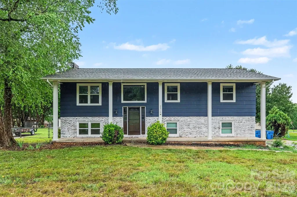 2310 24th Avenue NE Hickory NC 28601