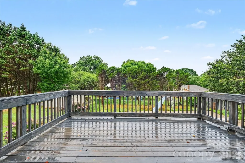 2310 24th Avenue NE Hickory NC 28601