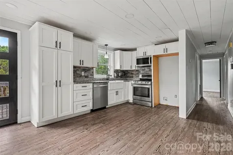 2310 24th Avenue NE Hickory NC 28601