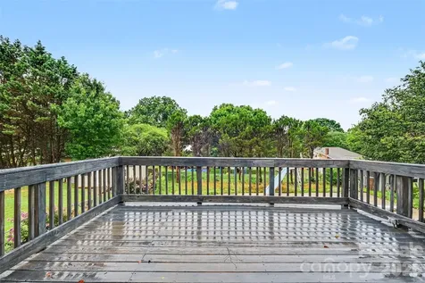 2310 24th Avenue NE Hickory NC 28601