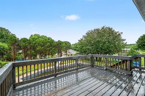 2310 24th Avenue NE Hickory NC 28601