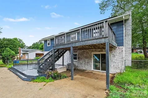 2310 24th Avenue NE Hickory NC 28601