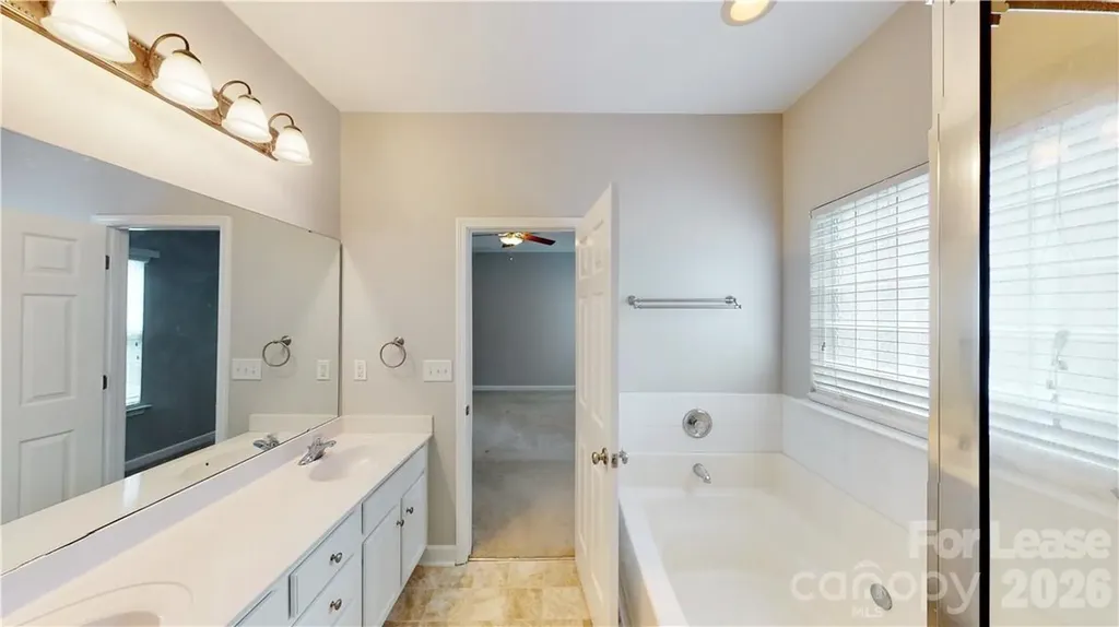 8321 Suttonview Drive Charlotte NC 28269