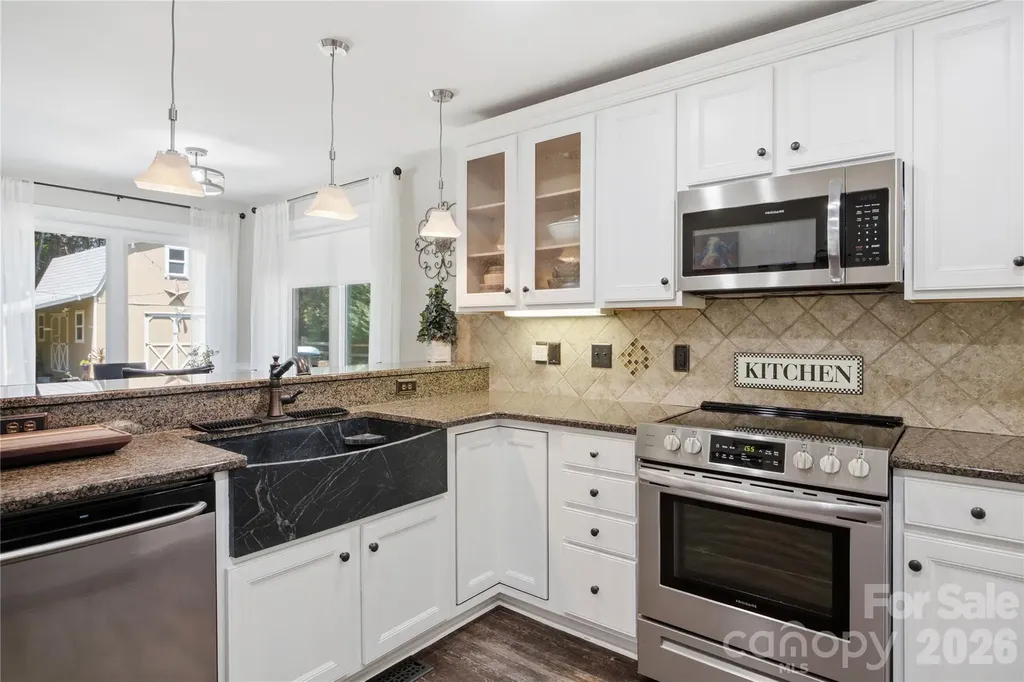 393 Ponderosa Circle Mooresville NC 28117