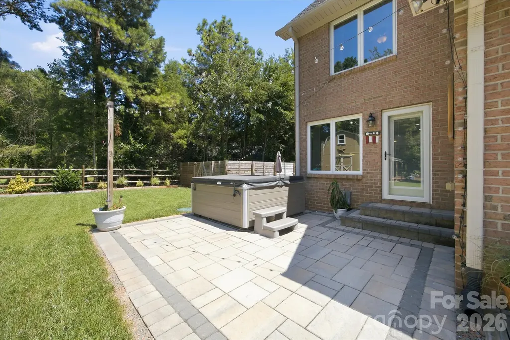 393 Ponderosa Circle Mooresville NC 28117