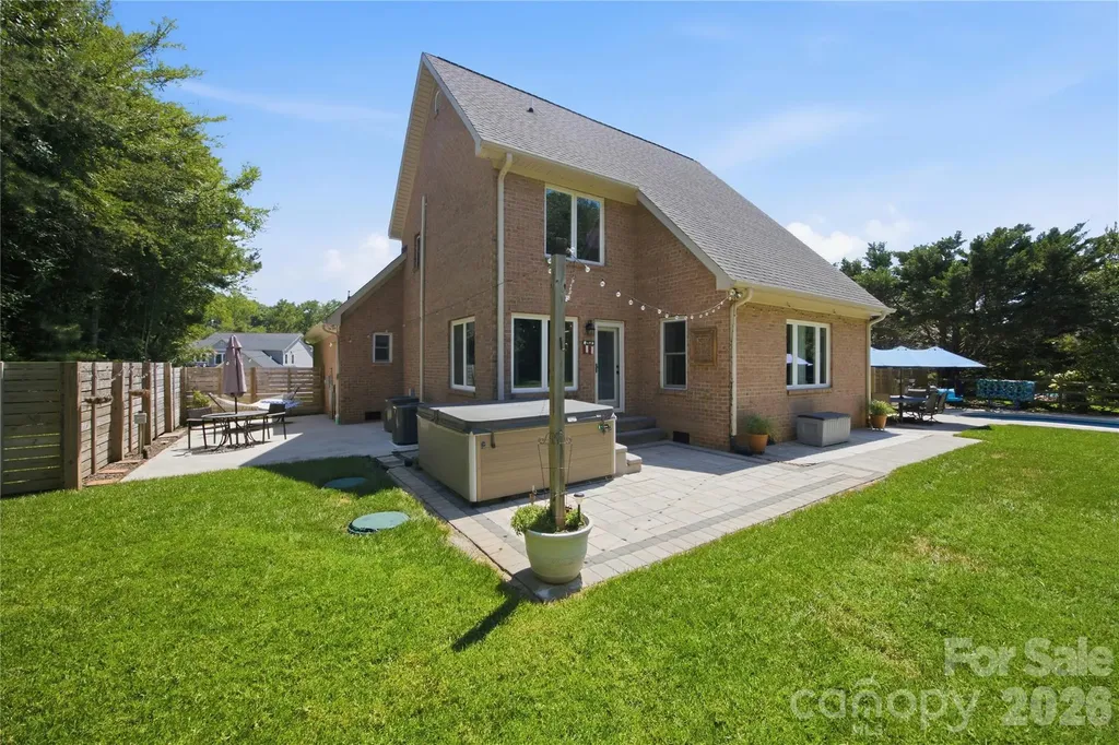 393 Ponderosa Circle Mooresville NC 28117