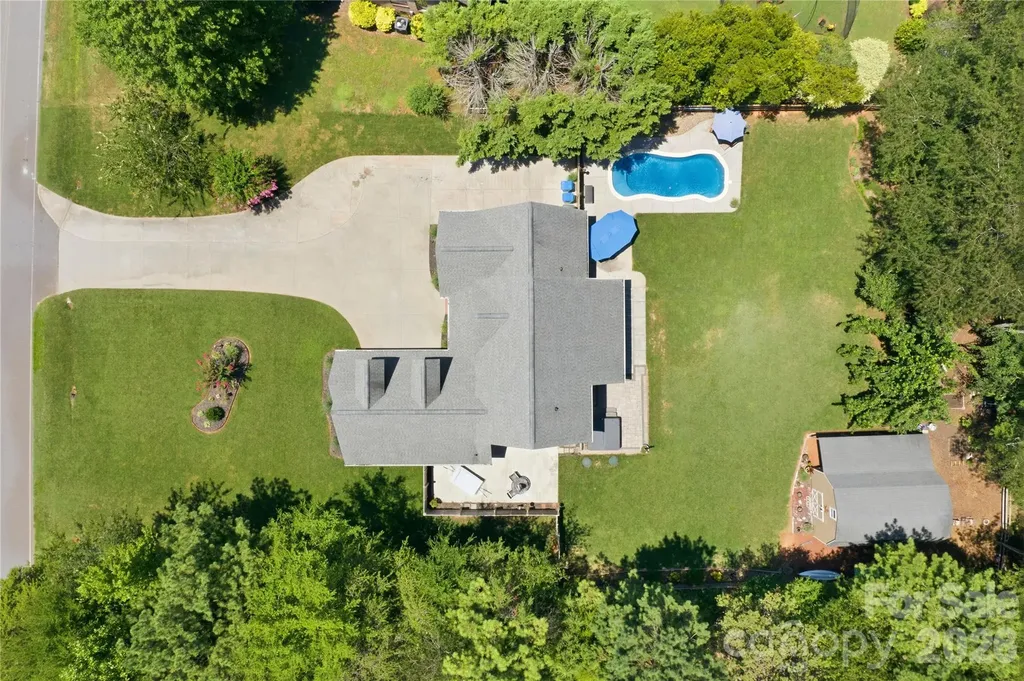 393 Ponderosa Circle Mooresville NC 28117
