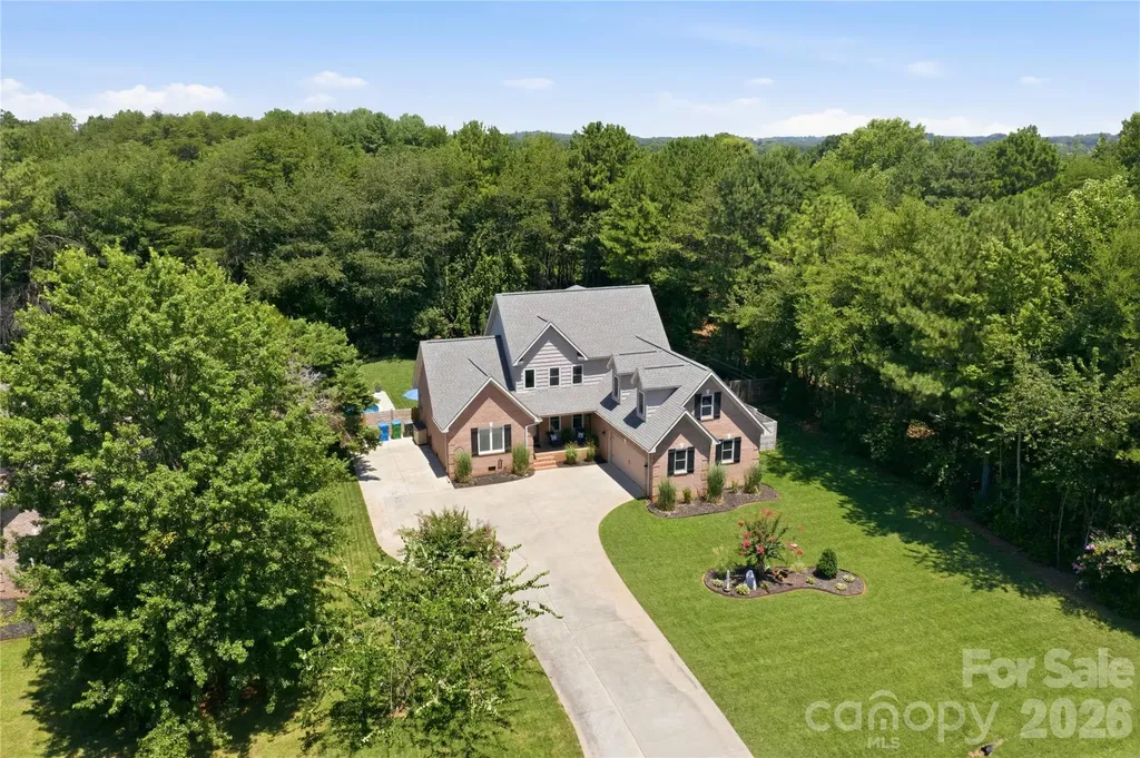 393 Ponderosa Circle Mooresville NC 28117