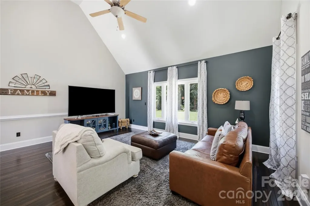 393 Ponderosa Circle Mooresville NC 28117